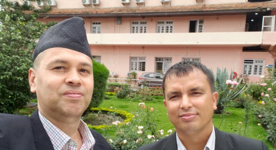 पत्रकारलाई-प्राथमिकता-दिएर-कोभिड-१९-विरुद्ध-खोप-उपलब्ध-गराउन-माग-गर्दै-रिट