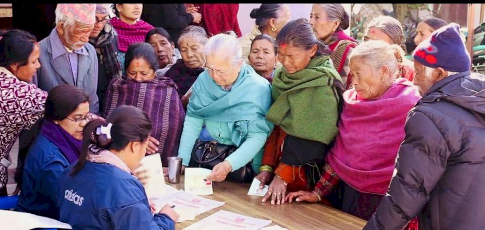 धनाढ्यले-पनि-छाड्दैनन्-सामाजिक-सुरक्षा-भत्ता